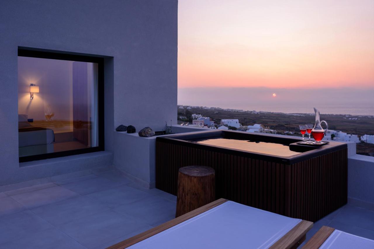 Ryolithos Suites Foinikiá Exteriör bild