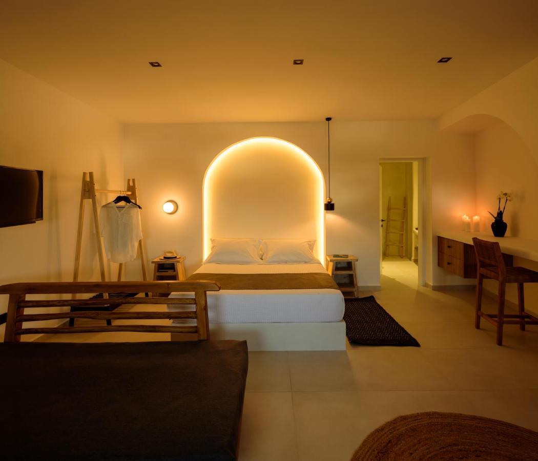 Ryolithos Suites Foinikiá Exteriör bild